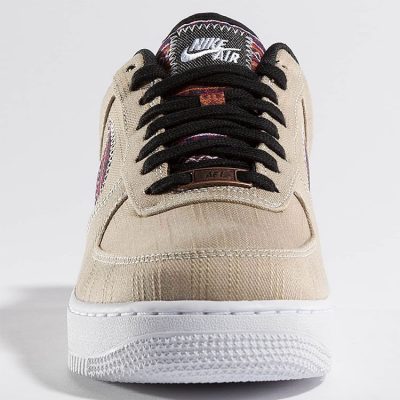 NIKE AIR FORCE 1 07’ LV8 front